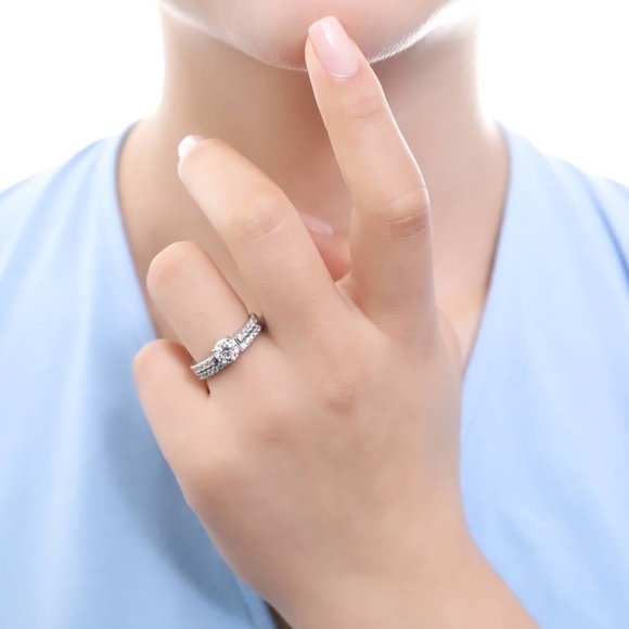 2Ct Round Cz Solitaire Wedding Set .925 Sterling - Picture 1 of 4